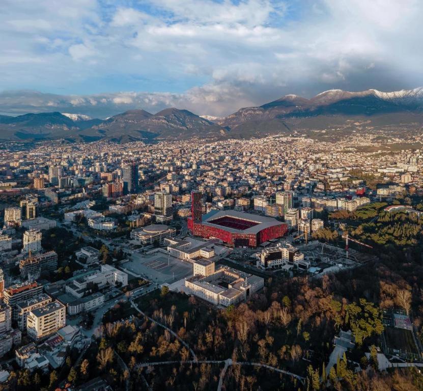 Mia Lake Apartament Tirana Kültér fotó